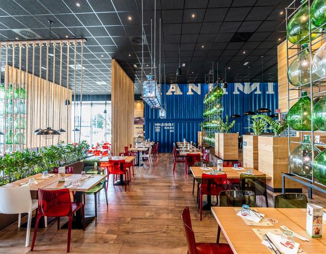 HYVE360 per la ristorazione: Pizzikotto rinnova la sua presenza online e la in-store digital experience